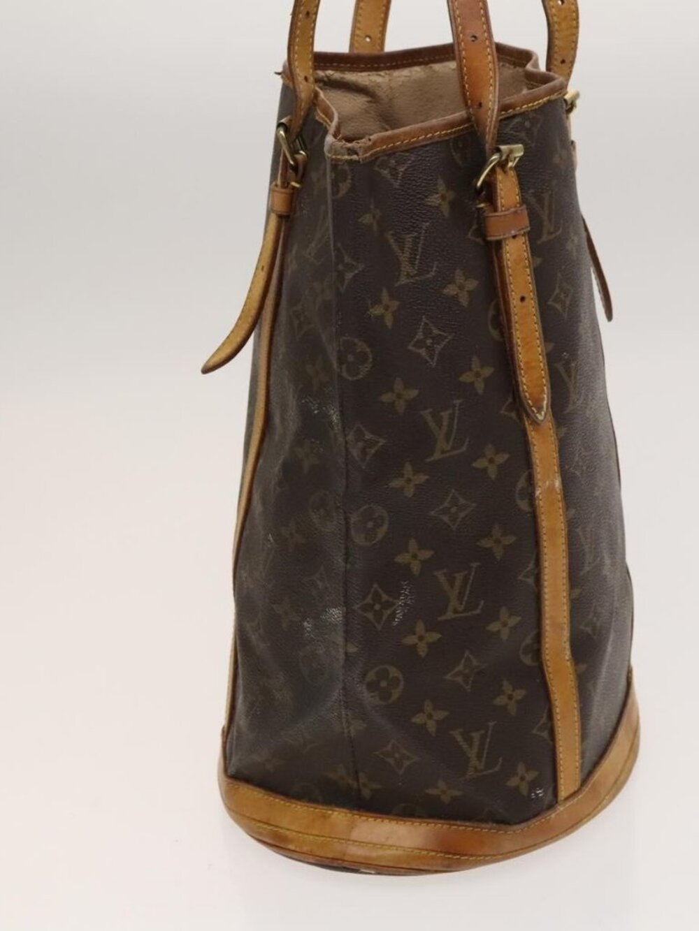 LOUIS VUITTON Monogram Bucket GM Shoulder Bag M42236 LV Auth 117873 - Picture 4 of 16